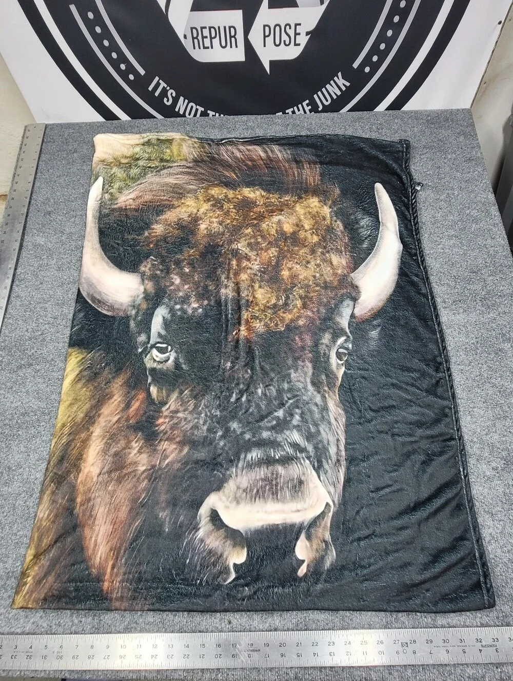 Bison Buffalo Cozy Micro Fiber Throw Blanket 8'x6'